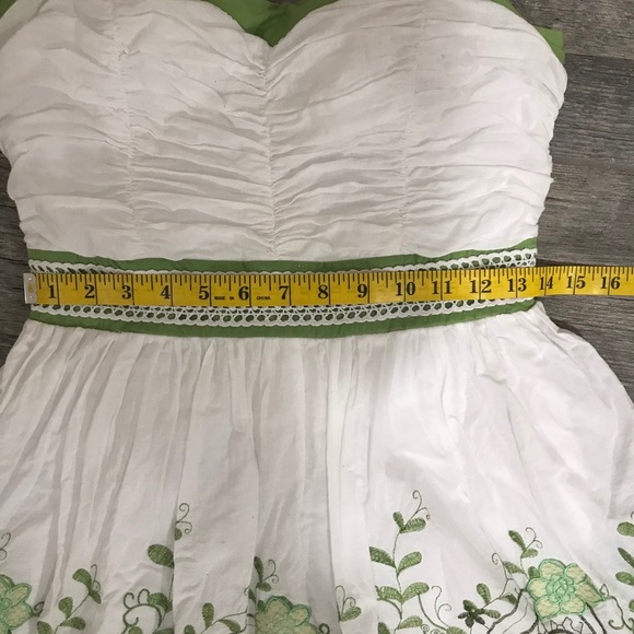 Strapless dress - Picture 6 of 8